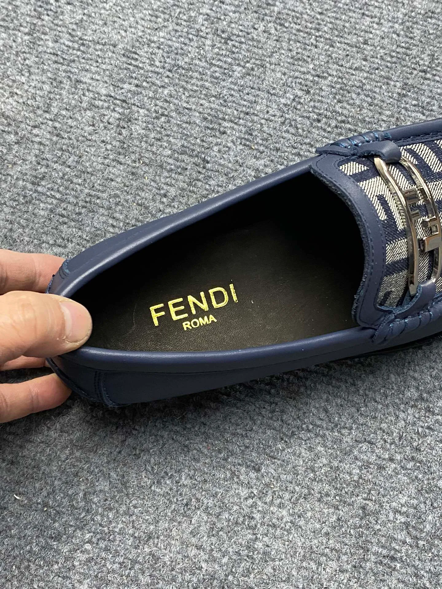 Men's Men's Shoes Men's Men's Shoes 💰900FENDI Fendi Men's Breathable and Comfortable Leather Shoes. Original development. The leather outsole is made of leather. Counters copy one to one. Imported counter cowhide. Imported water dyes cattle. 38 to 44. (45.46. can be ordered. 47.
